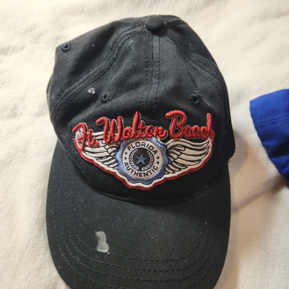 3 Used hat - Picture 7 of 15